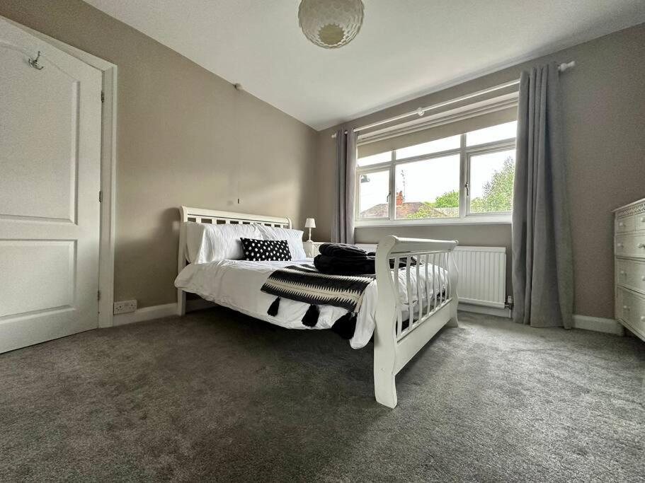 Stunning 5 Bed House In Chapel Allerton, Sleeps 9 Leeds  Esterno foto